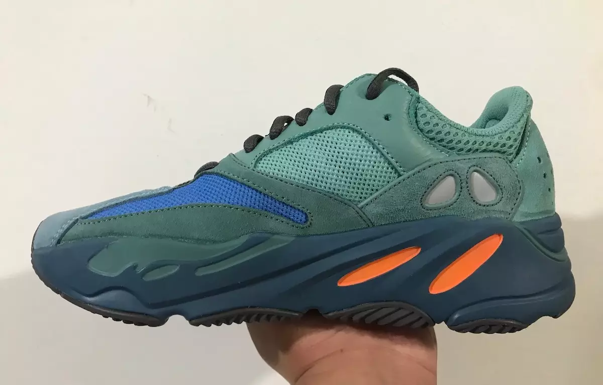 Adidas Yeezy Boost 700 Faded Azure kiadási dátuma