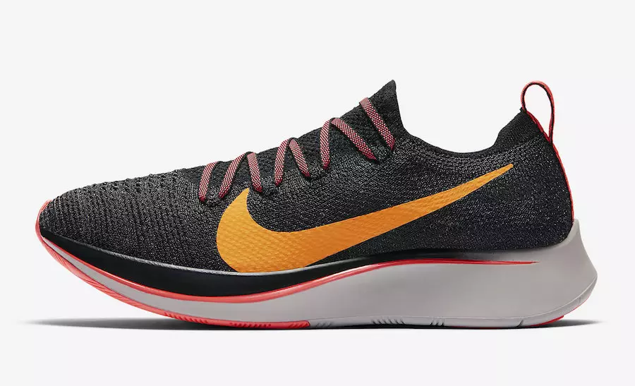 Nike Zoom Fly Flyknit Black Flash karmiinpunane apelsinikoorega kuuosake AR4562-068, väljalaskekuupäev