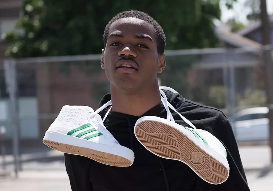 Tyshawn Jones adidas פּראָ מאָדעל ווולק אַדוו