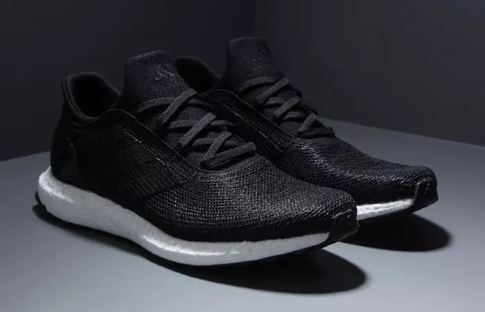 adidas Futurecraft sérsniðin trefjar