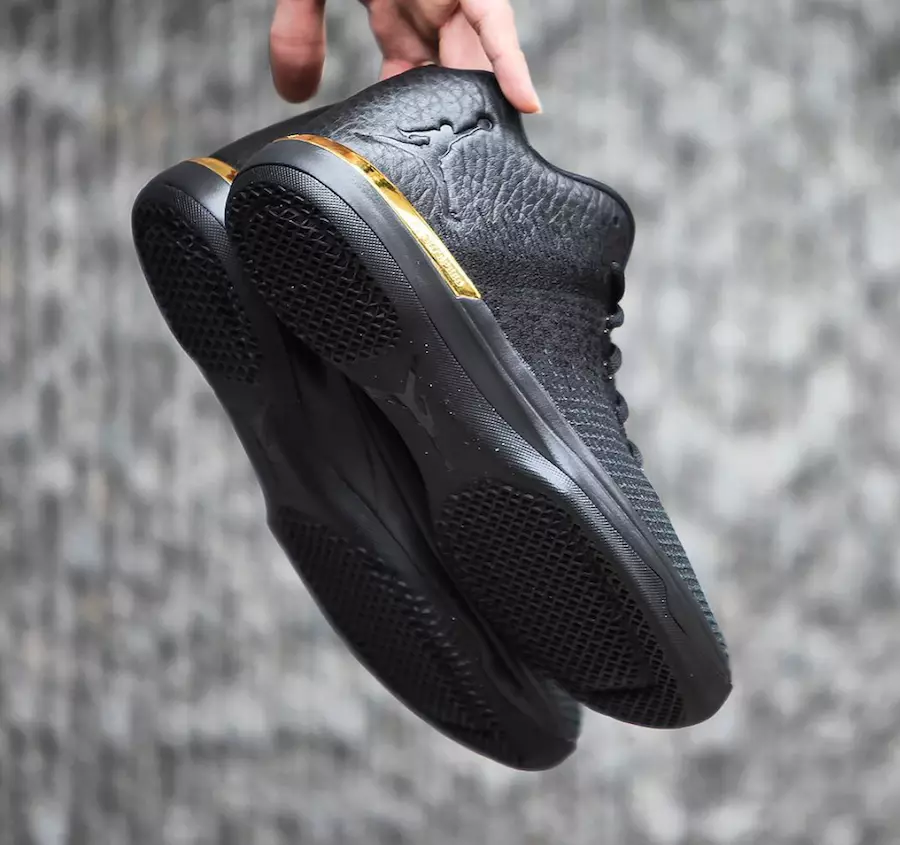 Air Jordan 31 Low Black Gold