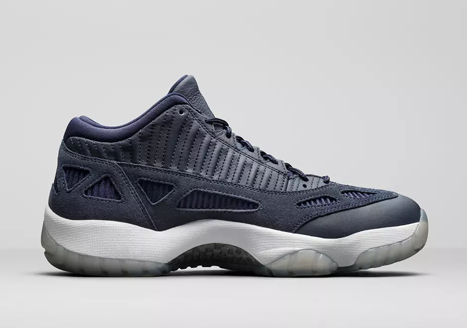 Air Jordan 11 Low IE Midnight Navy Дата на издаване