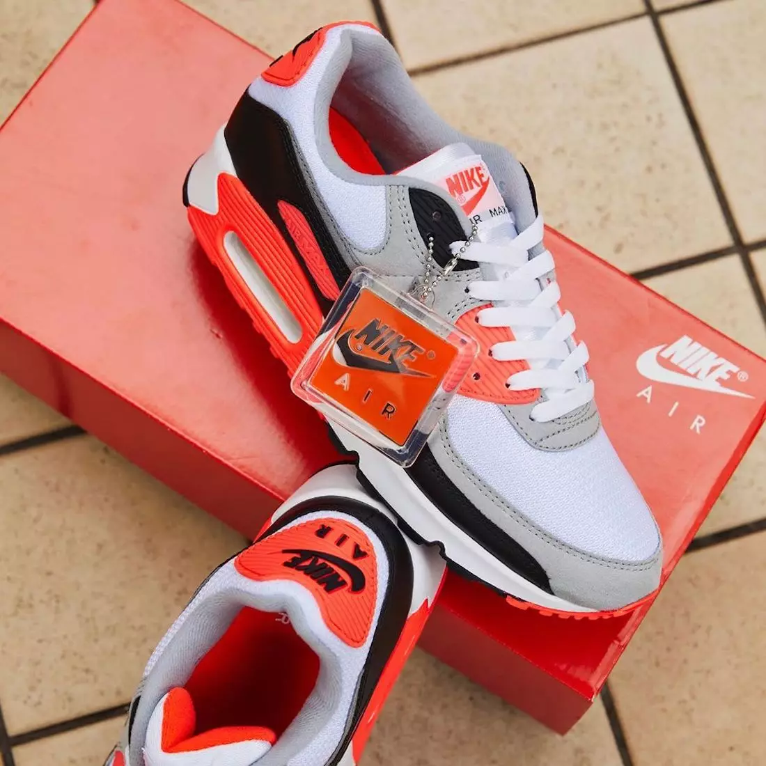 Nike Air Max 90 Infrared Dátum vydania CT1685-100