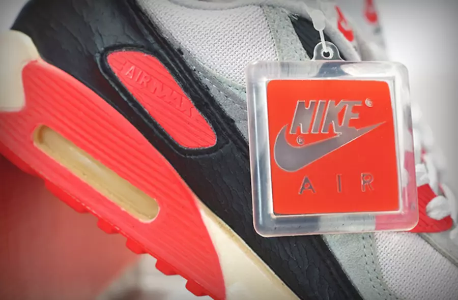 Nike Air Max 90 OG infraqizil 2020-yilda chiqarilgan sana