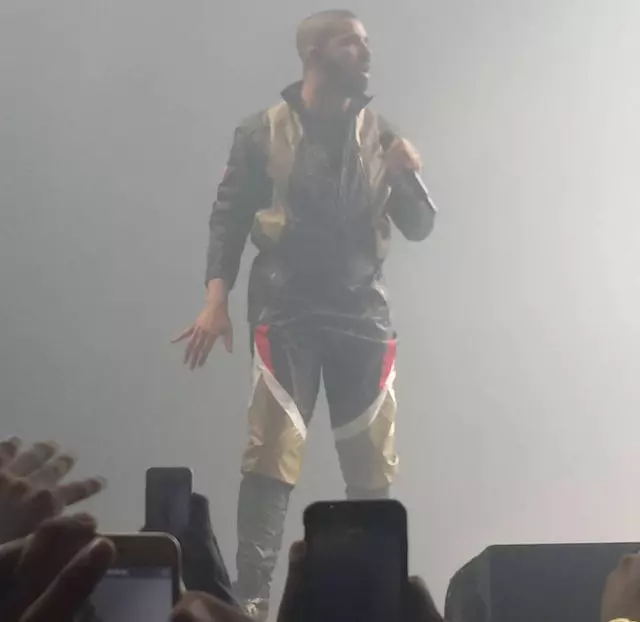 Drake Air Jordan 8 OVO musta