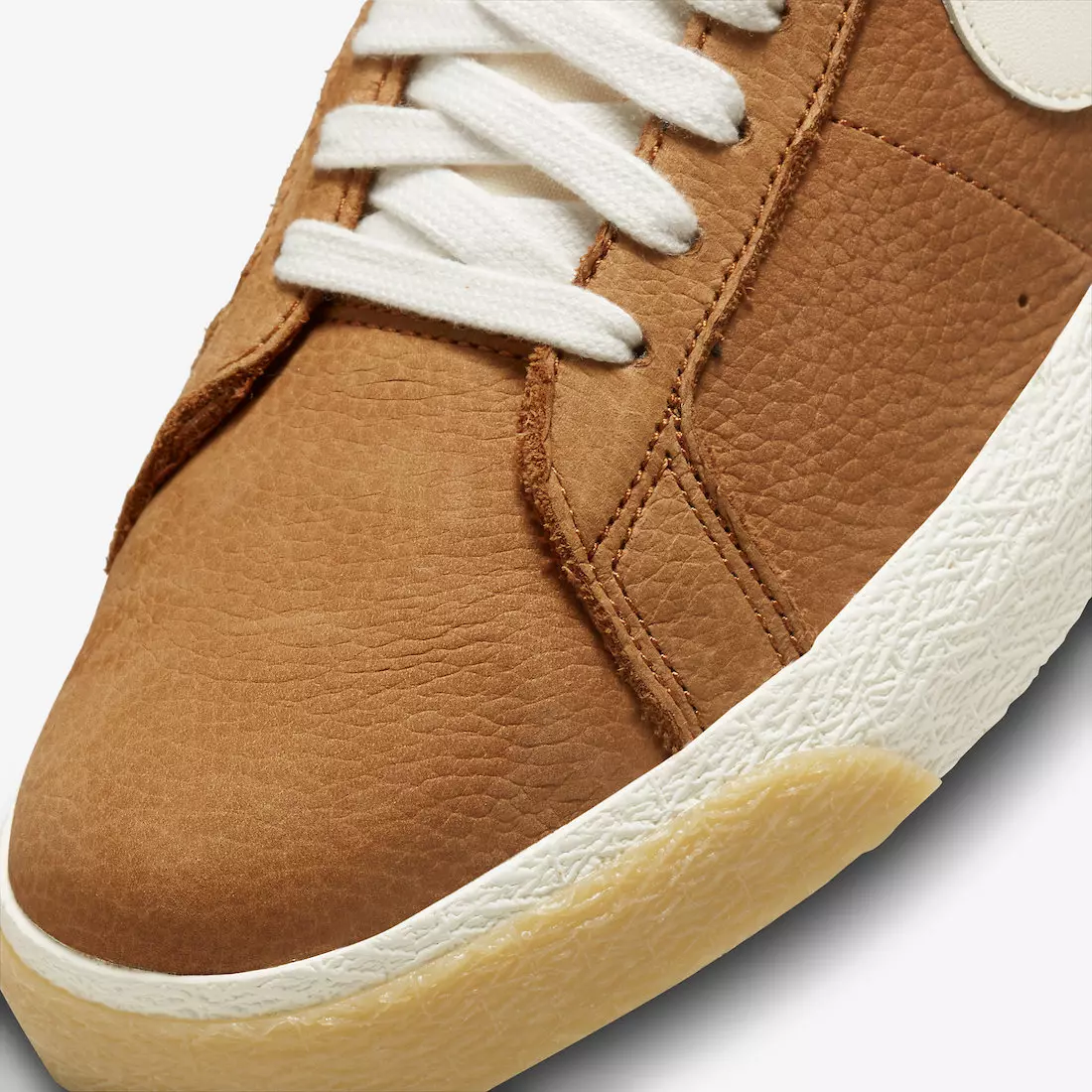 Nike SB Blazer Mid ISO Dark Russet DC8911-200 Fecha de lanzamiento