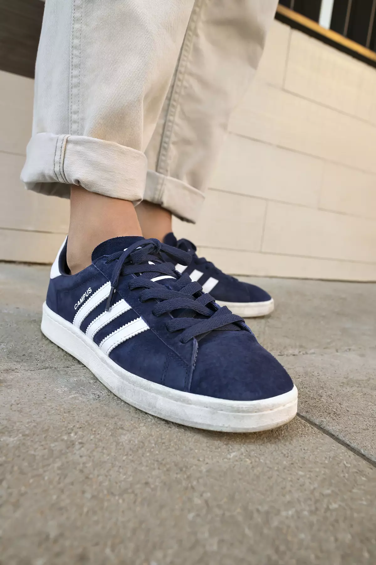 adidas Campus OG no pé