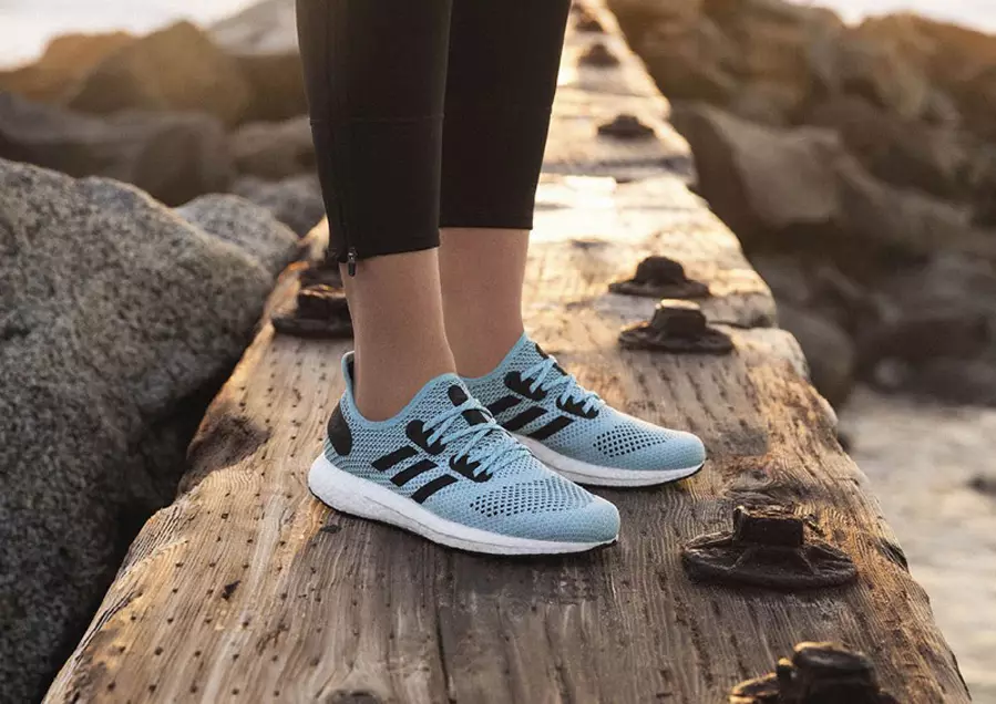 Parley adidas AM4LA Çıkış Tarihi