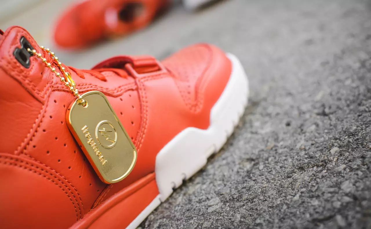 parcha dizayni x Nike Air Trainer 1 Roland Garros to'plami