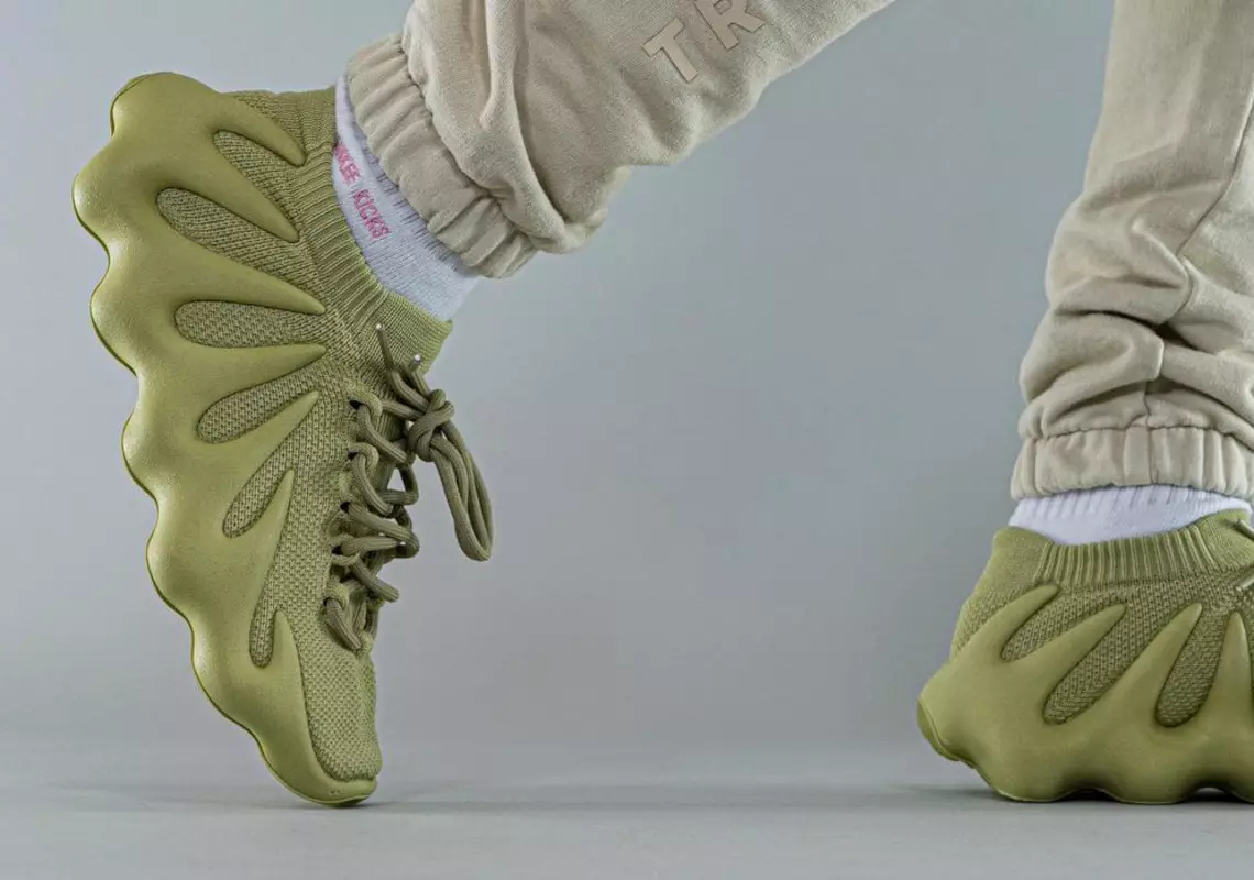 Date de sortie de la adidas Yeezy 450 Resin