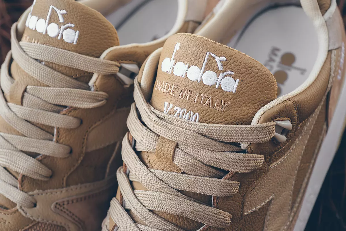 Diadora V7000 Italia Croissant Gaineamh Tuartha