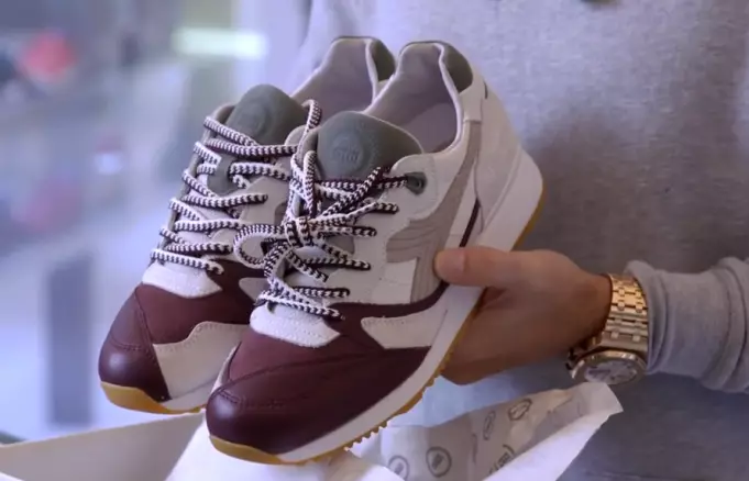 Ronnie Fieg 디아도라 RF 7000