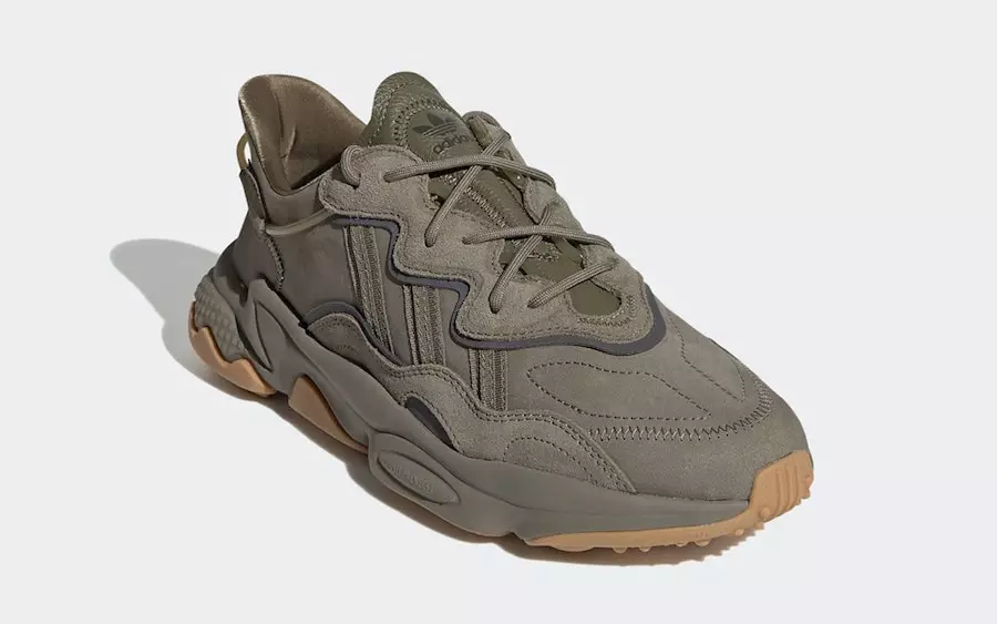 adidas Ozweego arrive en olive et gomme