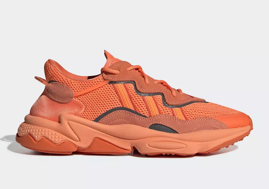 Թավ նարնջագույն adidas Ozweego Colorway-ը ճանապարհին