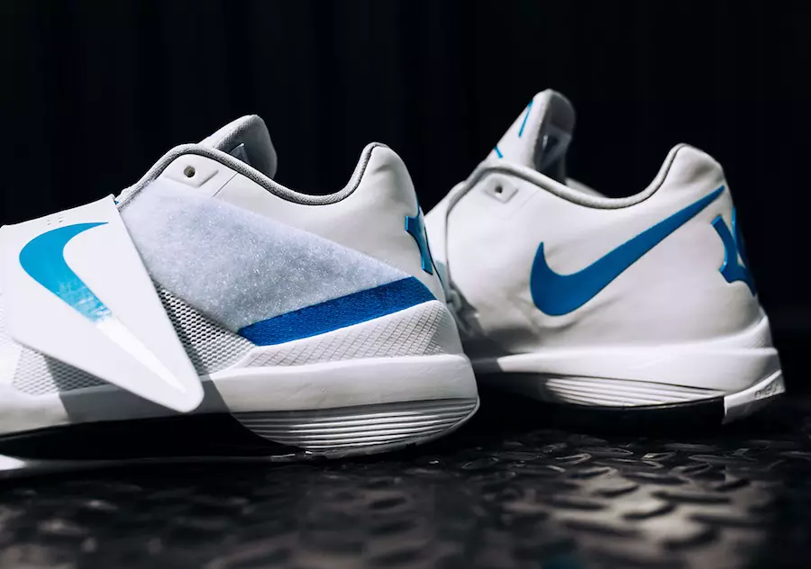 Nike KD 4 IV Sanaa ya Bingwa ya Thunderstruck