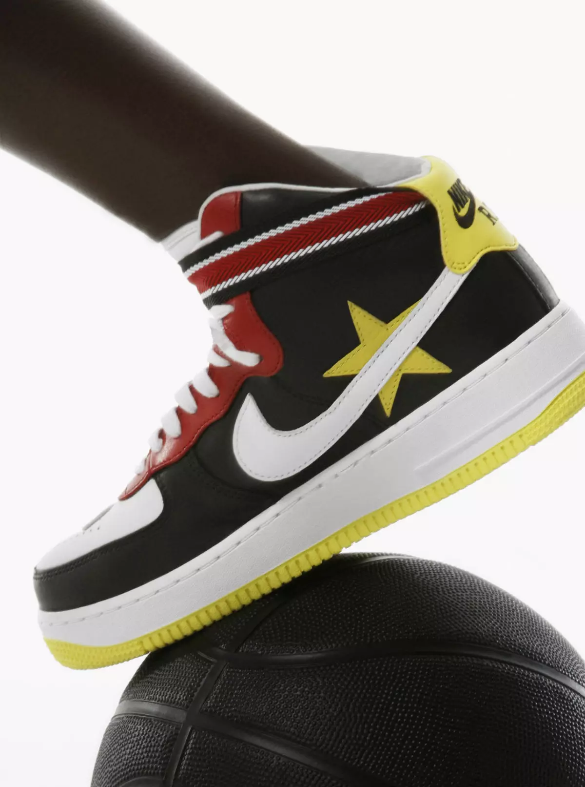 Nike x RT Air Force 1 Victorious Minotaurs цуглуулга-