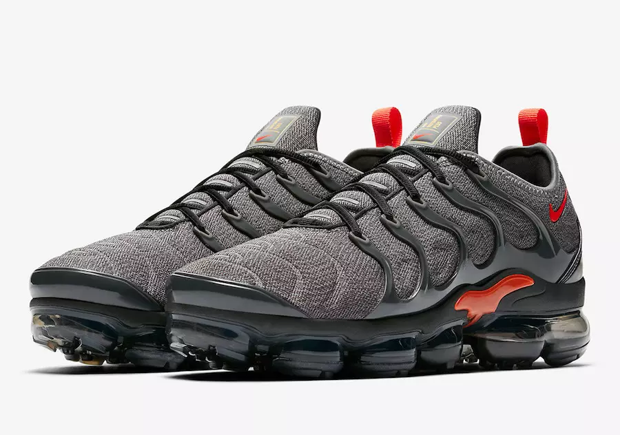 Nike Air VaporMax Plus v šedé a červené již brzy