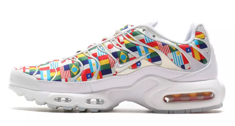 Nike Air Max Plus AO5117-100 Uluslararası Bayrak Paketi