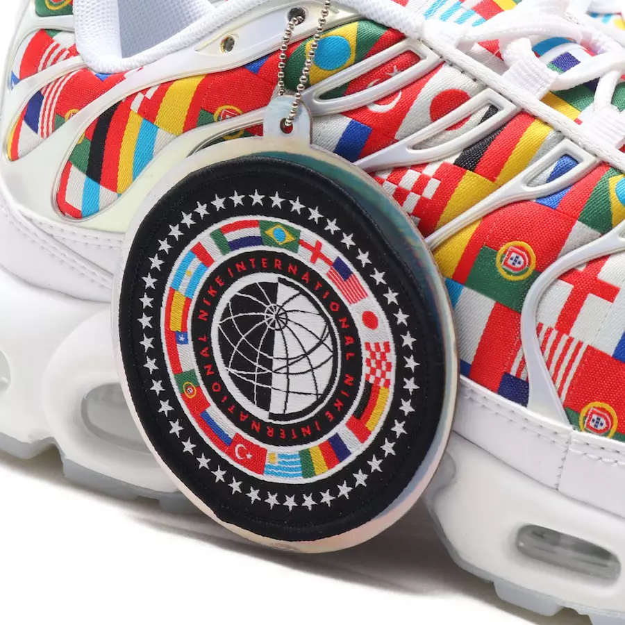 Пакет Nike Air Max Plus AO5117-100 International Flag Pack