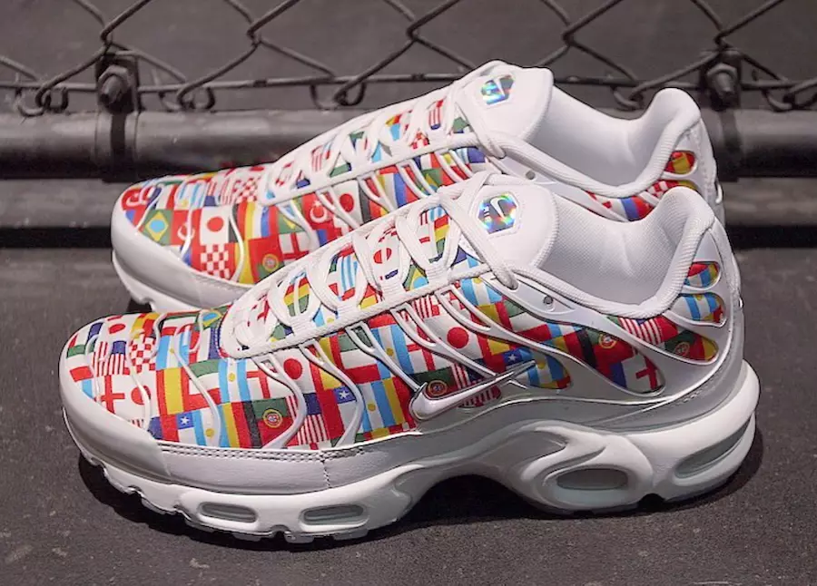 Nike Air Max Plus vėliavėlių paketas