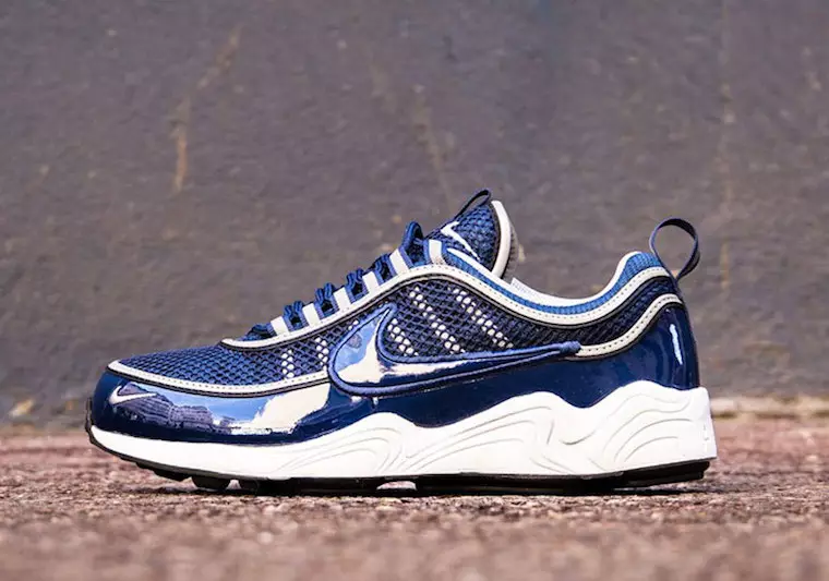 Пакет од лакирана кожа Nike Air Zoom Spiridon