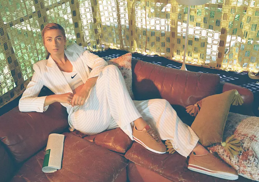 אַפישאַל פאָטאָס פון Nike Cortez פון Maria Sharapova