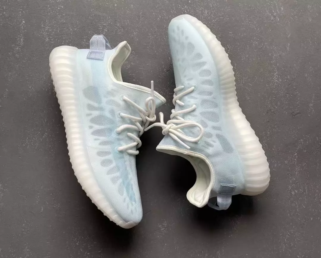 Adidas Yeezy Boost 350 V2 Mono Ice GW2869 Megjelenési dátum