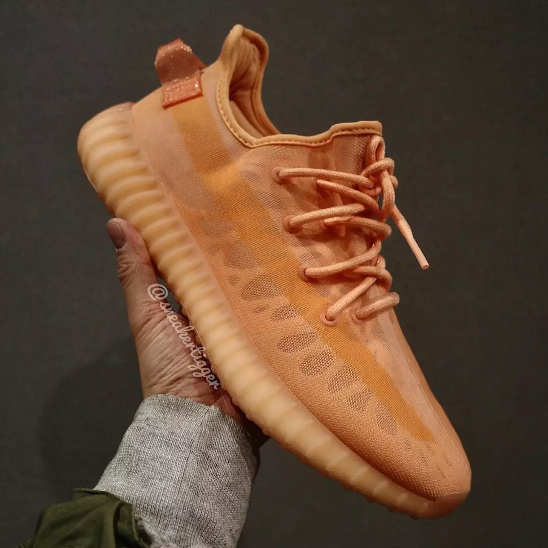 Adidas Yeezy Boost 350 V2 Mono Clay Megjelenési dátum