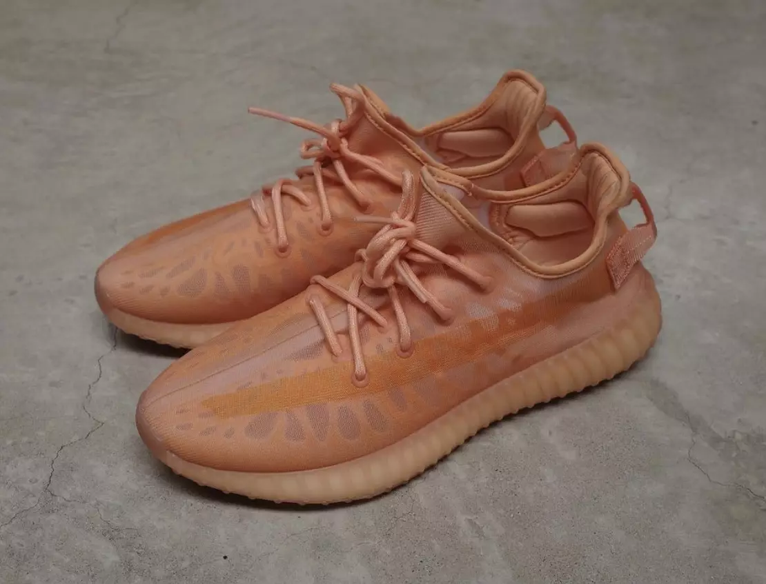 Datum vydání adidas Yeezy Boost 350 V2 Mono Clay