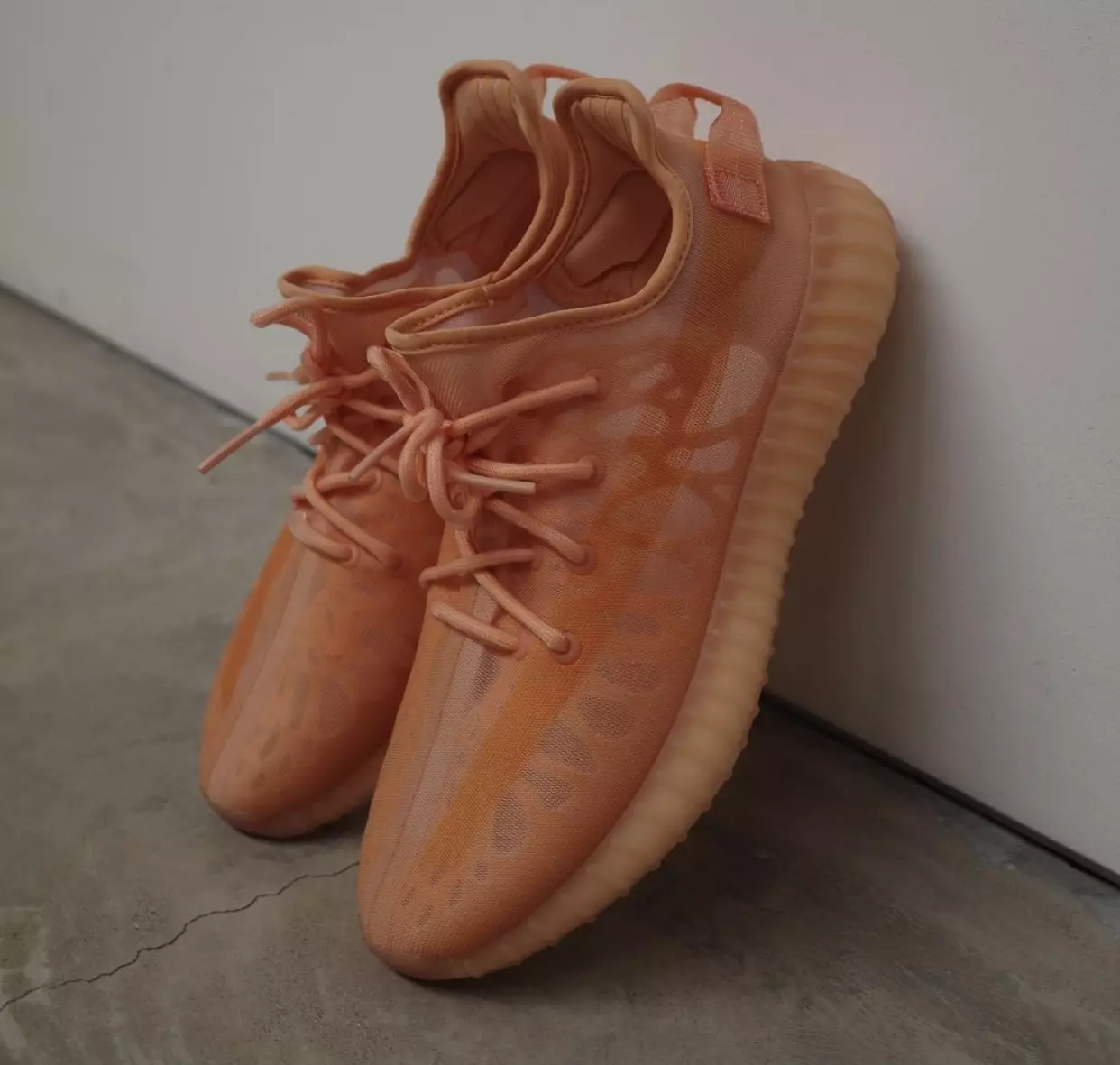 adidas Yeezy Boost 350 V2 Mono Clay Tarikh Tayangan