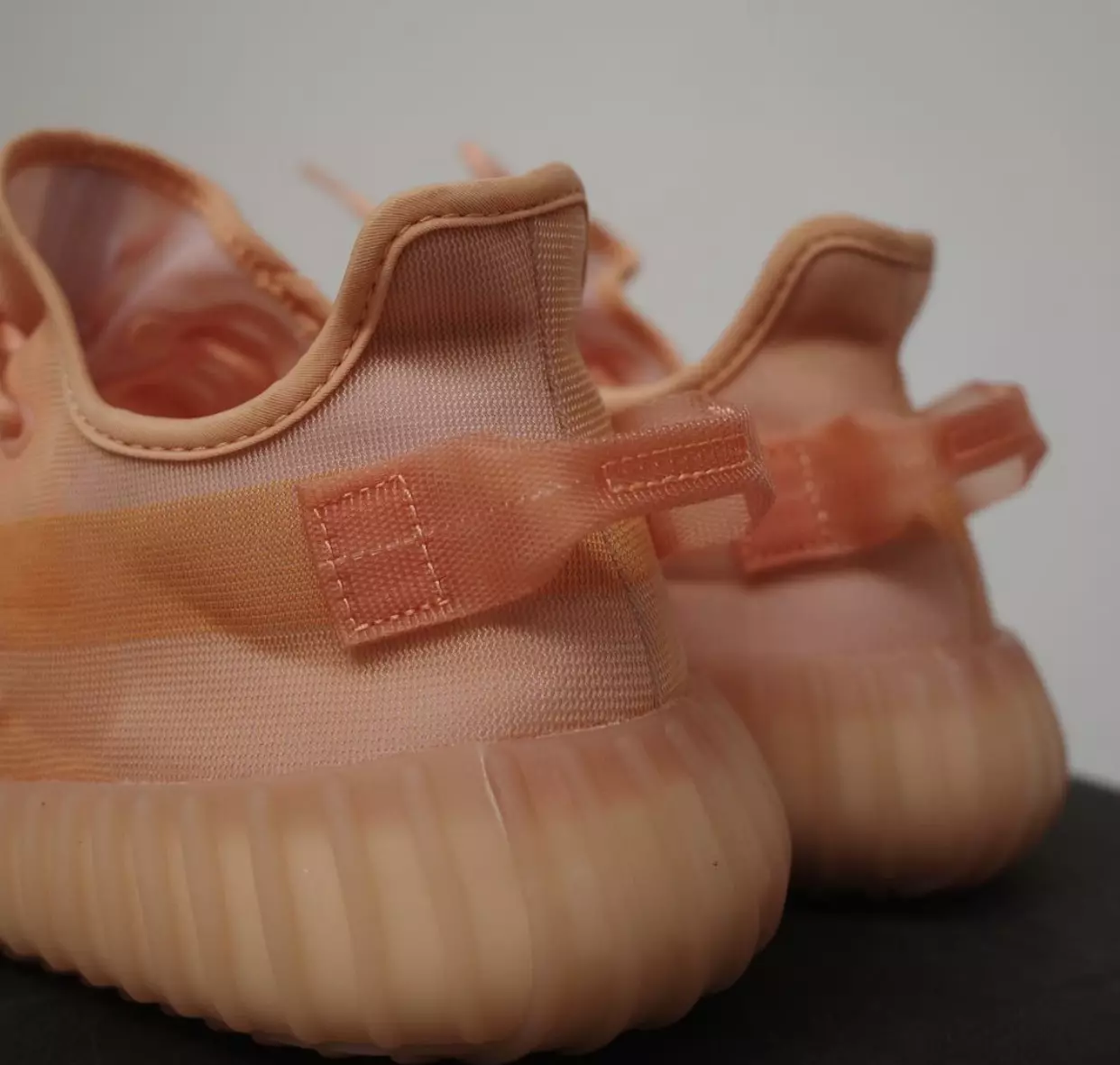 adidas Yeezy Boost 350 V2 Mono Clay Udgivelsesdato