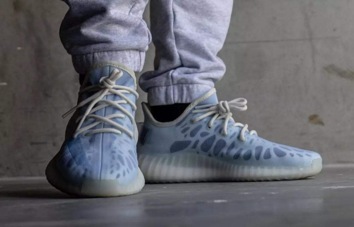 Adidas Yeezy Boost 350 V2 Mono Ice GW2869 On-Feet