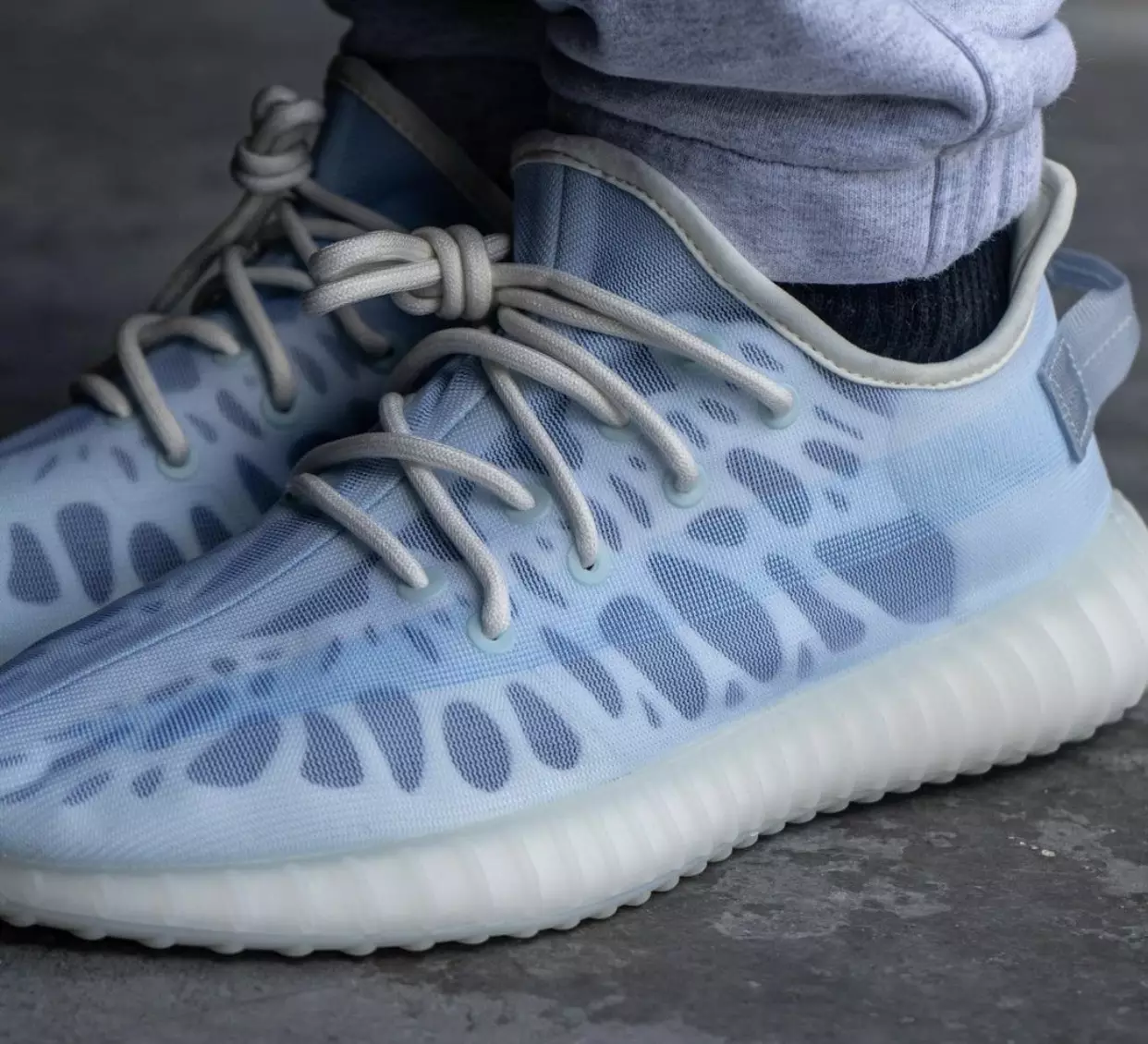 adidas Yeezy Boost 350 V2 Mono Ice GW2869 On-Feet