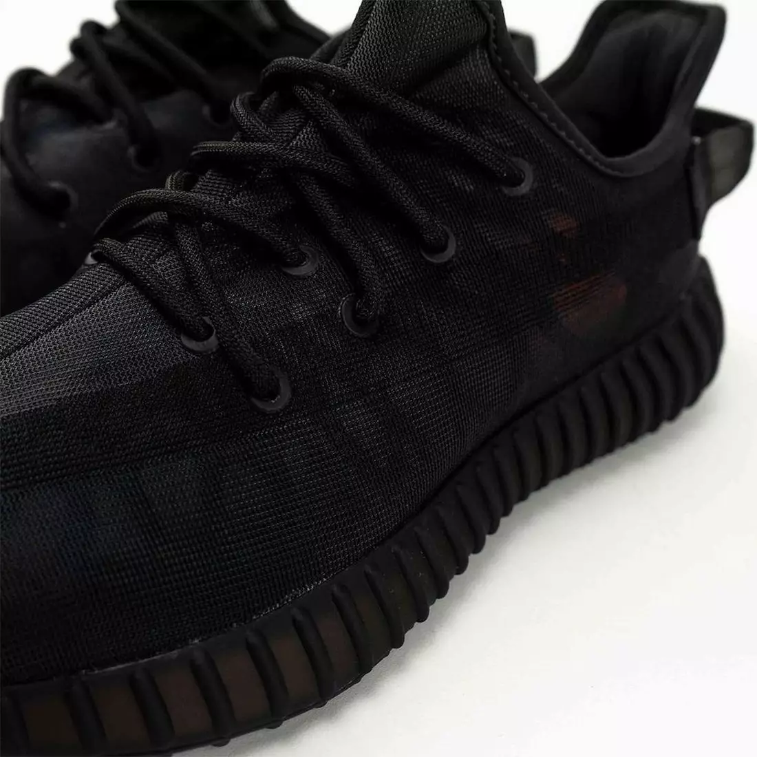 adidas Yeezy Boost 350 V2 Mono Black GX3791 Útgáfudagur