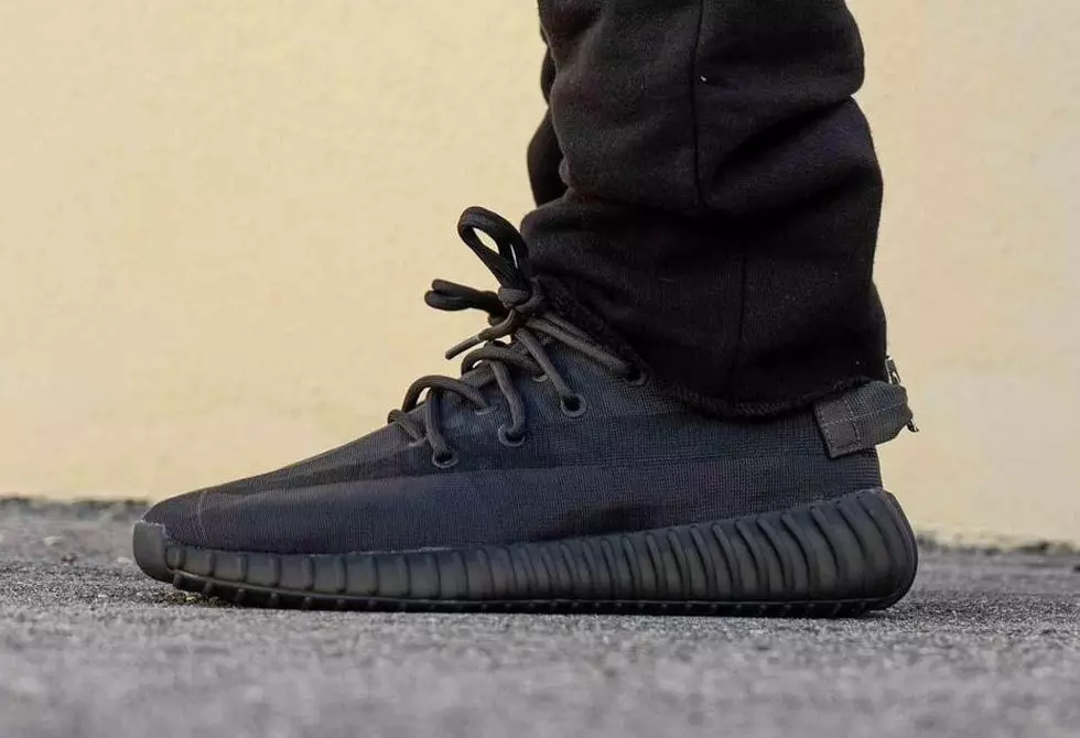 Adidas Yeezy Boost 350 V2 Mono Black Дата выпуска