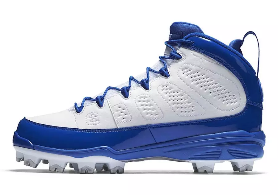 Balíček baseballových kopaček Air Jordan 9