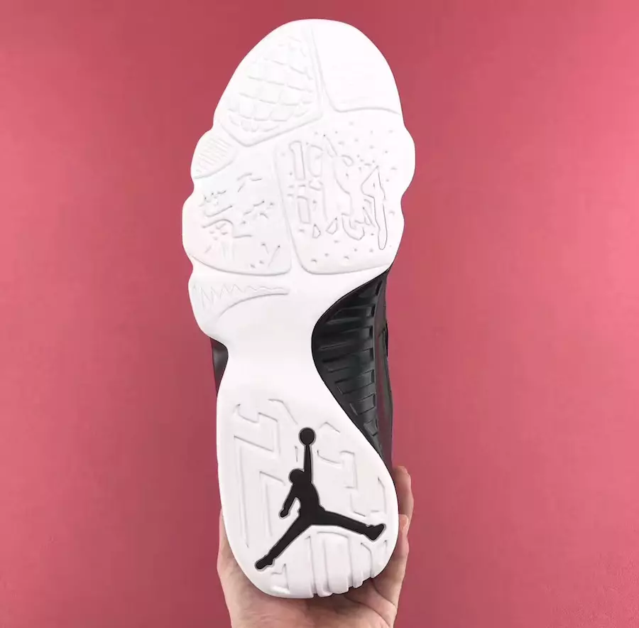 بسته چرم مشکی دستکش بیسبال Air Jordan 9