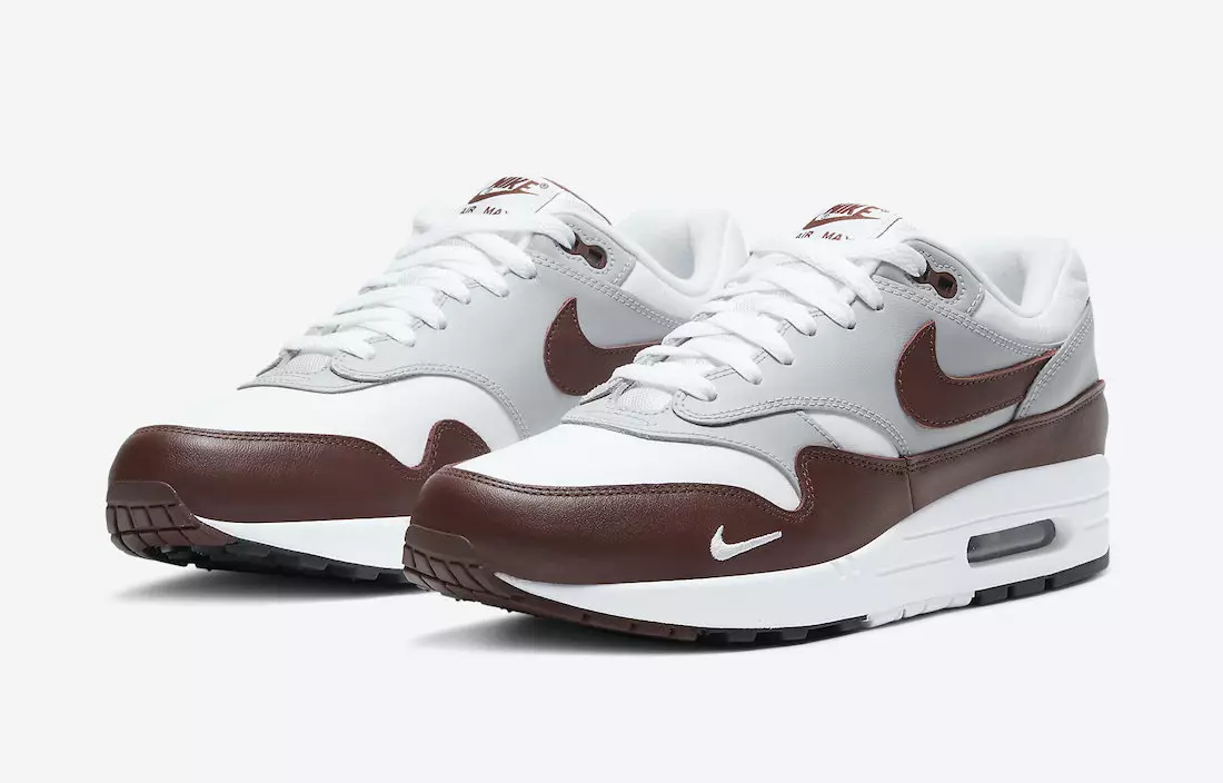 Nike Air Max 1 Disaluti dalam Wolf Grey dan Mystic Dates