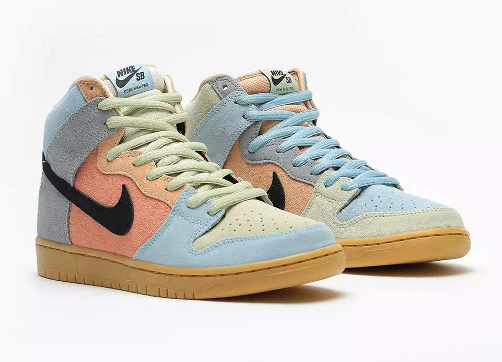 Paskalya Temalı Nike SB Dunk High “Spectrum”a Ayrıntılı Bakış