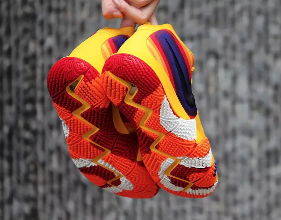 Nike Kyrie 4 Starburst Amarelo Laranja Roxo Vermelho