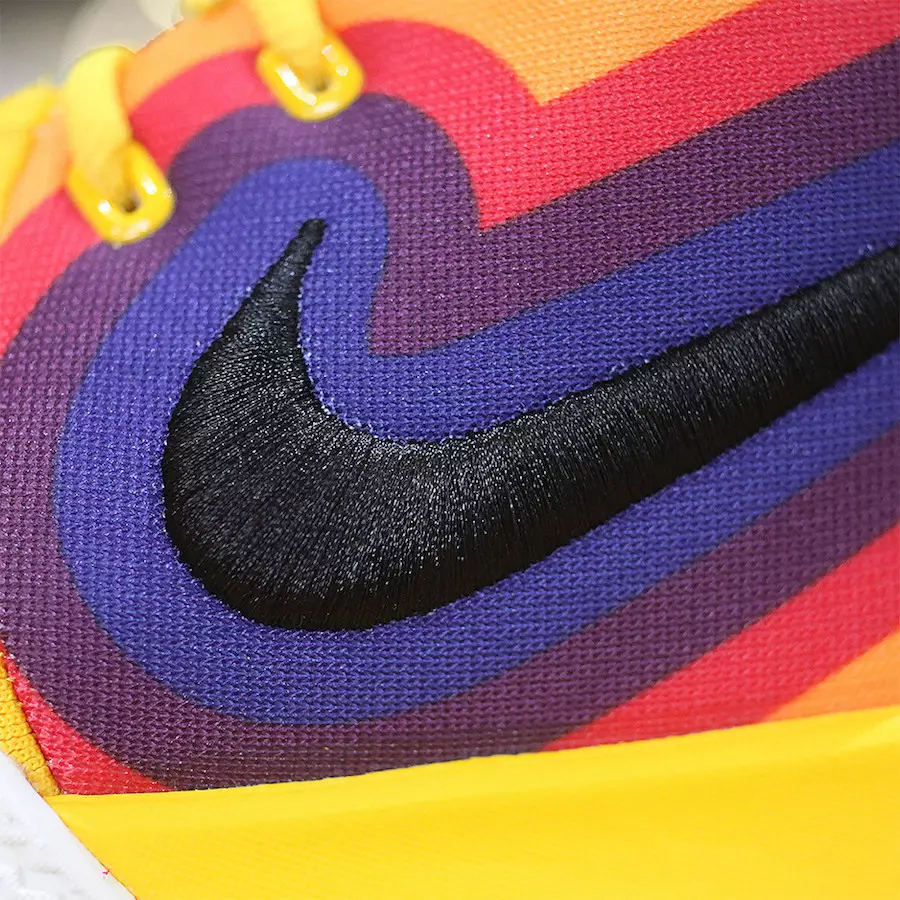 Nike Kyrie 4 Starburst Manjano ya Zambarau Nyekundu