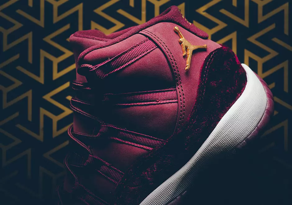 Air Jordan 11 de Red Velvet