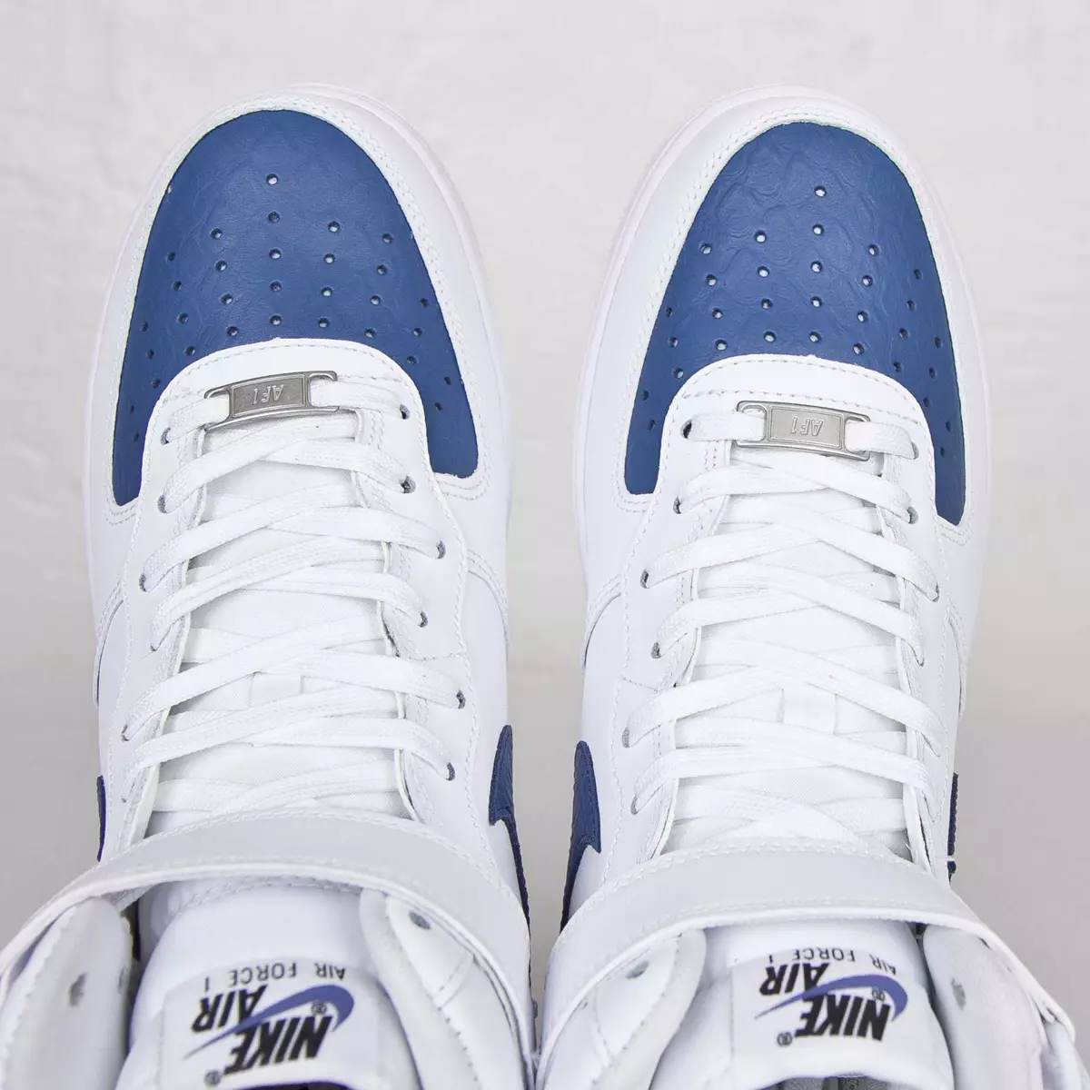 nike-air-force-1-o'rtalarida-07-blue-legend-3