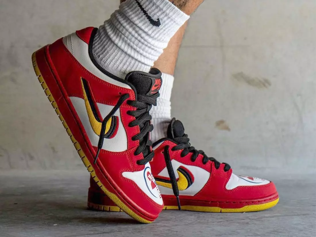 تاریخ انتشار Nike SB Dunk Low Vietnam 309242-307 On-Feet