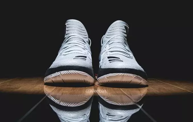 Adidas D Lillard 3 Avaleht