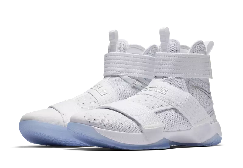 Nike LeBron Soldier 10 FlyEase