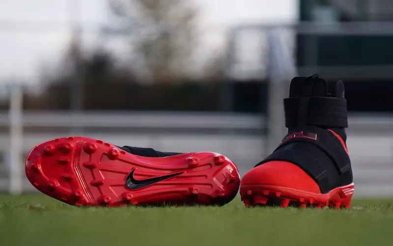 Nike LeBron Soldier 10 Ohio State Cleats