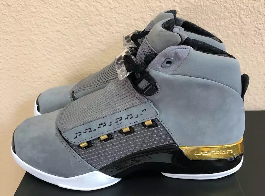 Комната трофеев Air Jordan 17 AH7963-023