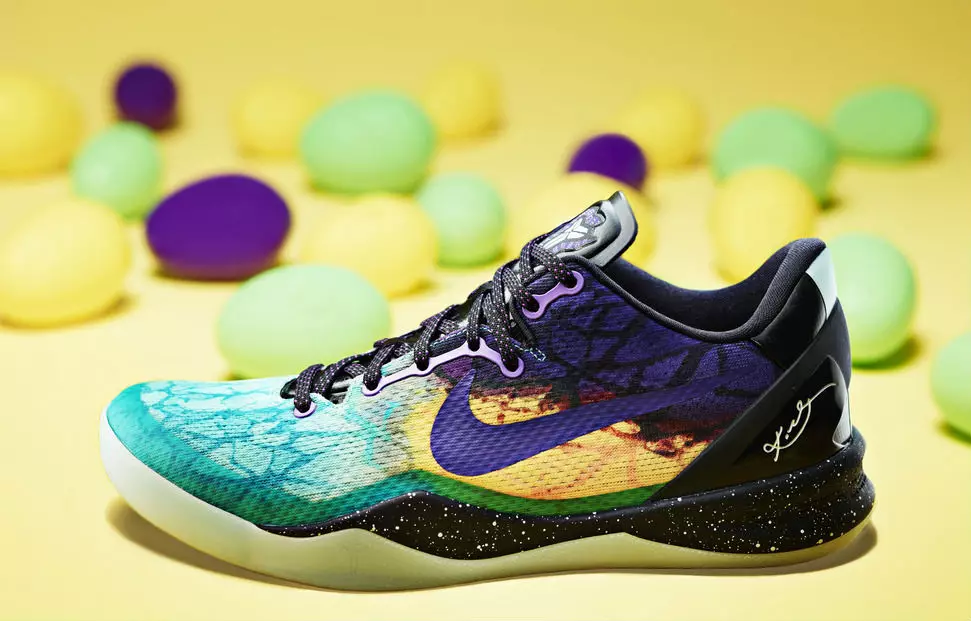 Велікодныя красоўкі Nike Kobe 8