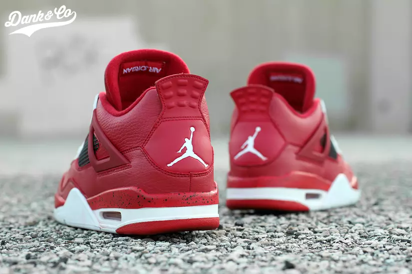 Air Jordan 4 Червоні бутси Sole Swap Custom